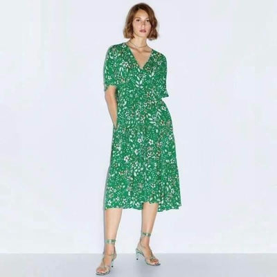 Bohemianisches schickes grünes langes Kleid Stil